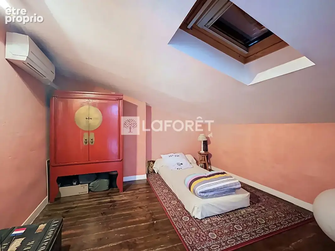 Maison en pierre, Saint Seurin , 4 chambres, - photo 6