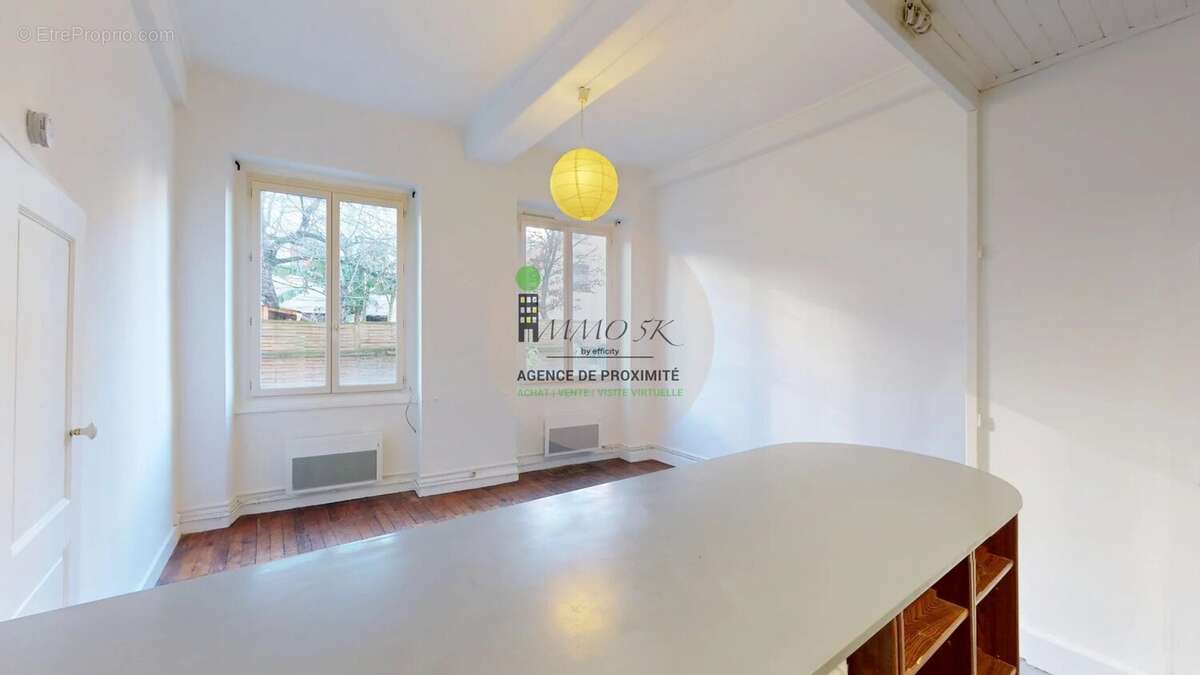 Appartement à LYON-1E