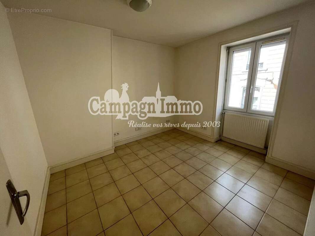 Appartement T3 centre-ville loué - photo 4