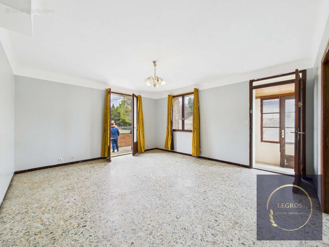 Maison à BEDARRIDES