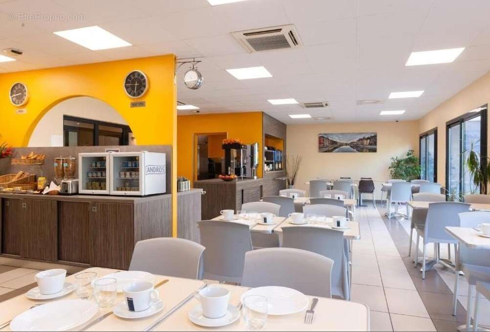 INVESTISSEMENT LOCATIF  SAINT-PRIEST  Résidence Affaires Eastlodge Lyon Est Eurexpo - 6,82 % de rentabilité - photo 5