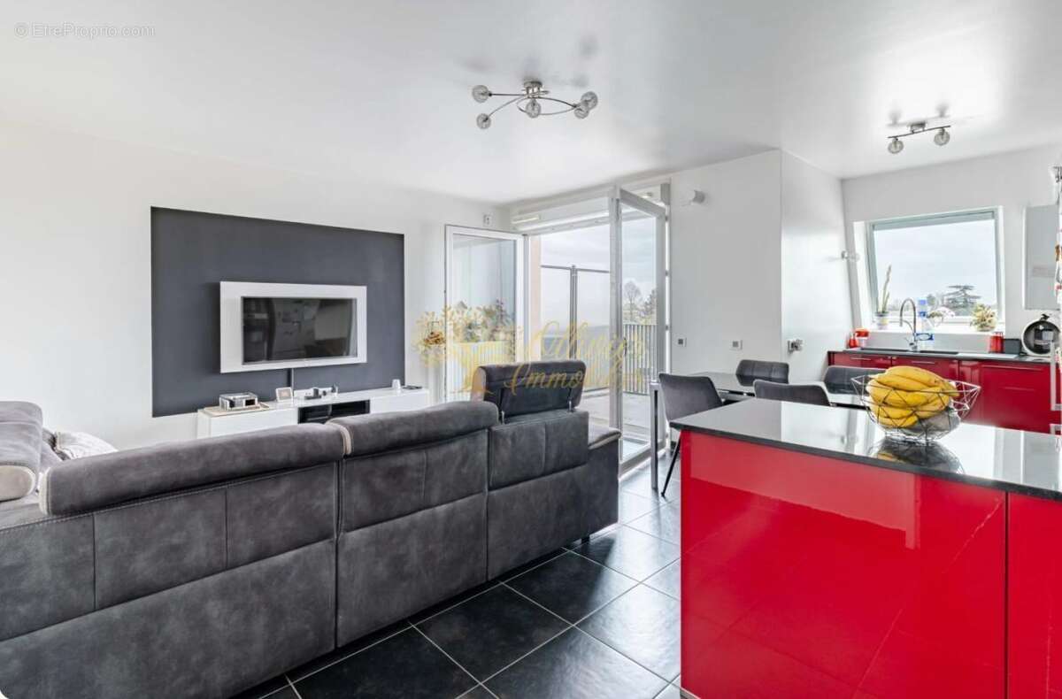 Appartement à CHENNEVIERES-SUR-MARNE