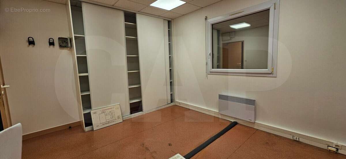 Autre à SAINT-JACQUES-DE-LA-LANDE