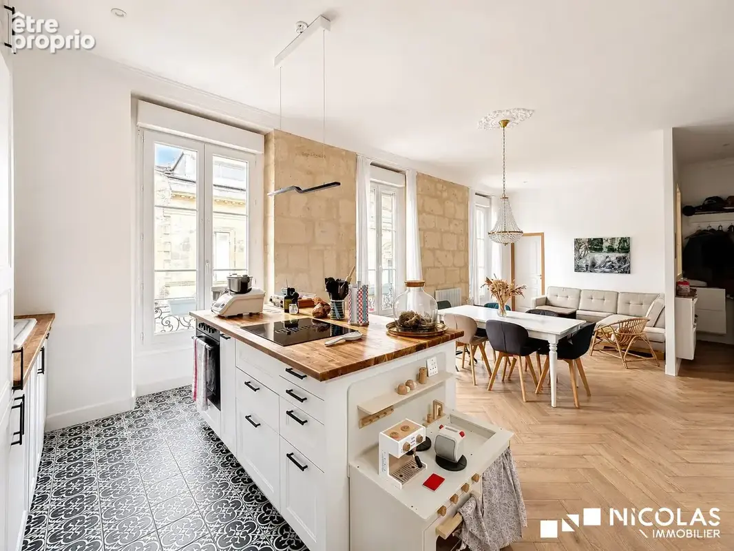 Appartement à BORDEAUX