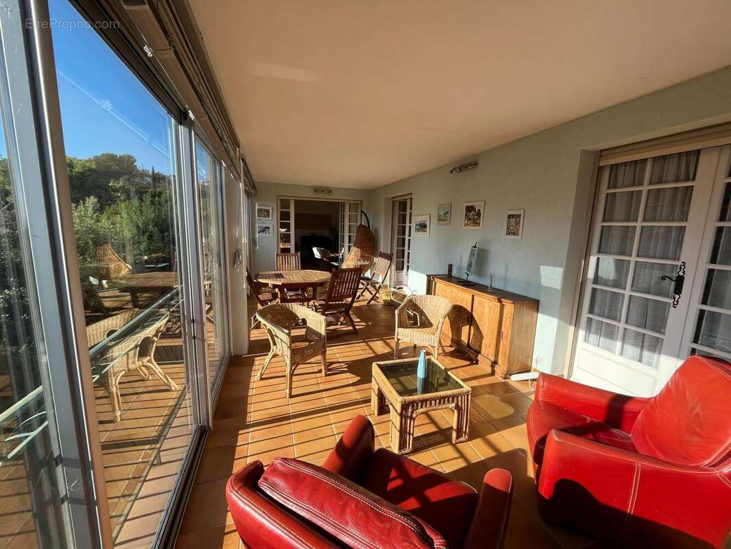 Maison 217 m² à Frejus  - photo 5