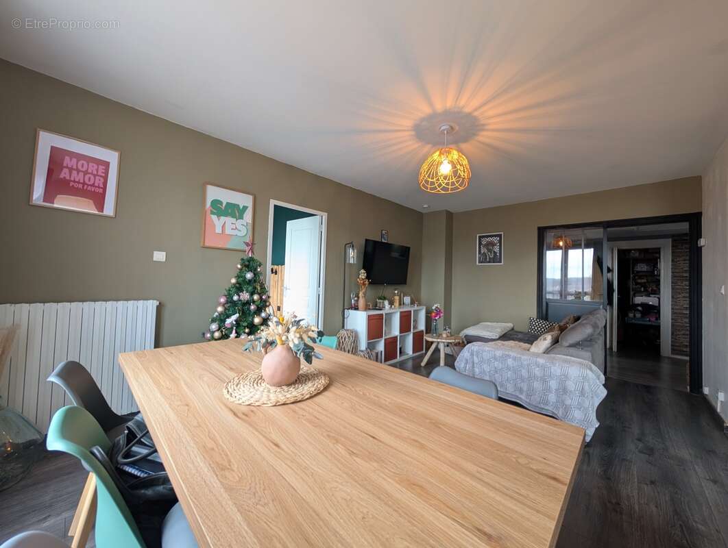 Appartement à COULOUNIEIX-CHAMIERS