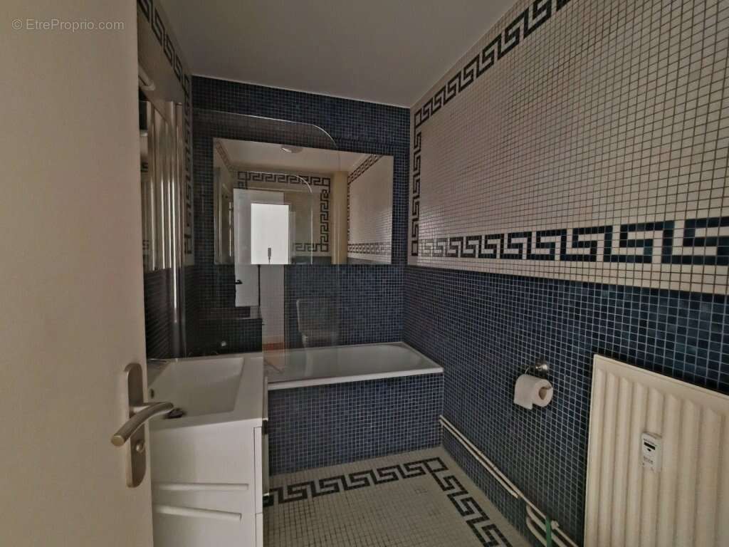 Appartement à PARIS-11E