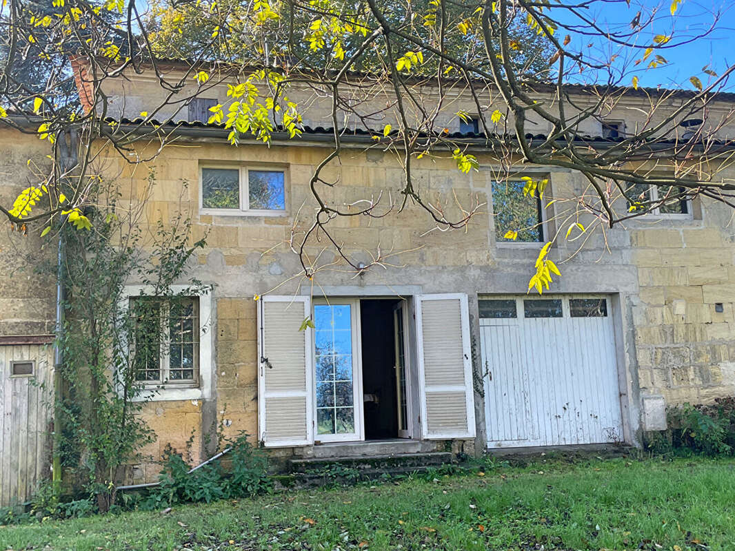 Maison à SAINT-EMILION