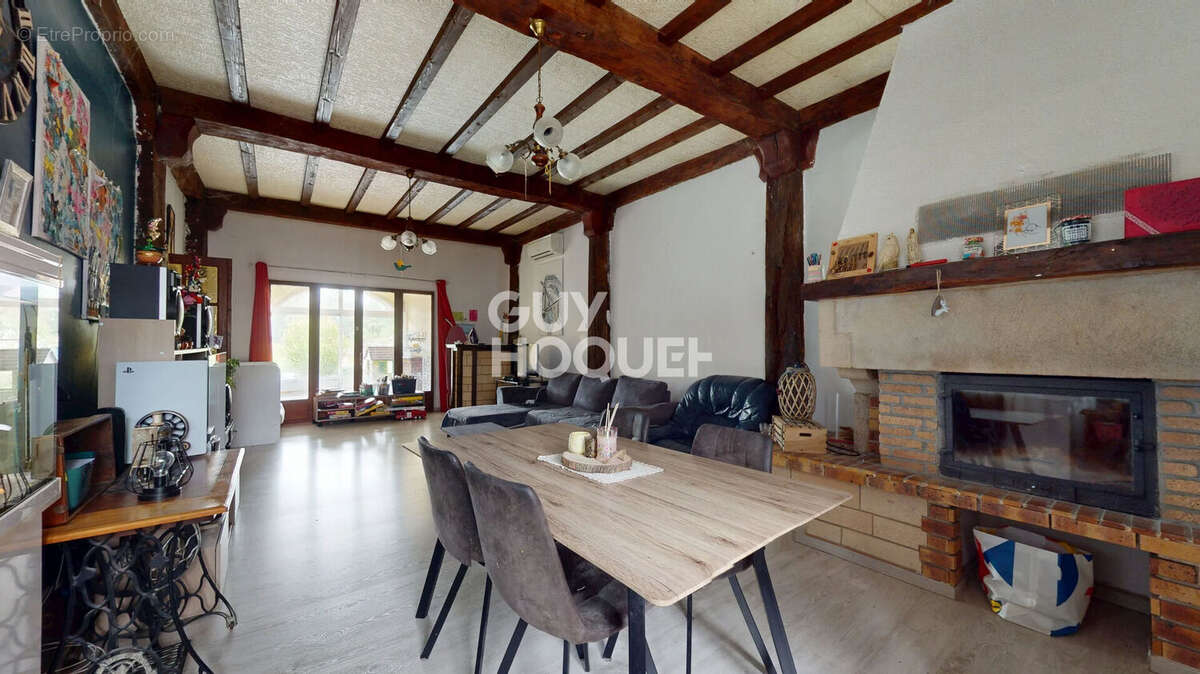 Maison à MELINCOURT