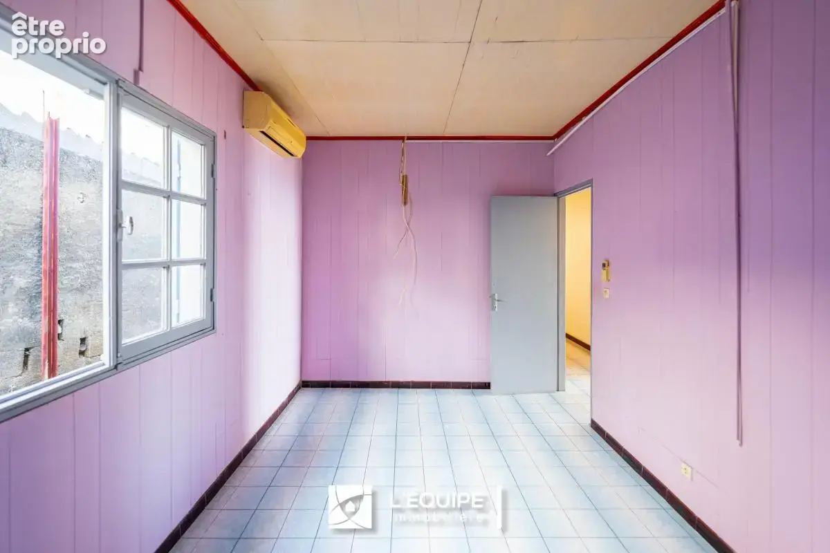 Maison 5 pièces 153 m² à vendre à Saint-Denis (97400) - photo 3