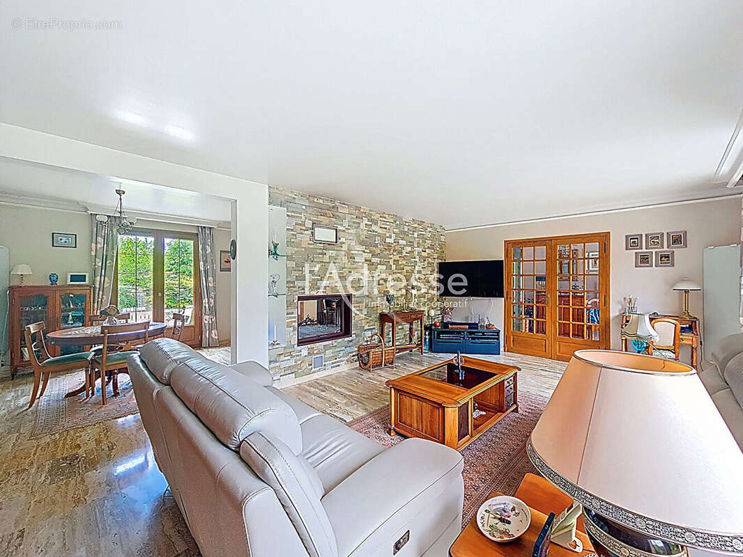 Maison à SAINT-GERMAIN-SUR-MORIN