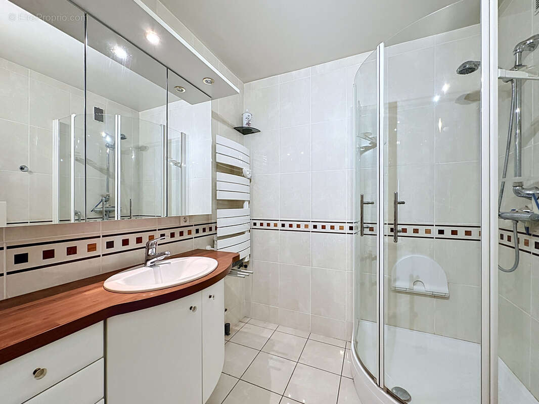 Appartement à SAINTE-FOY-LES-LYON