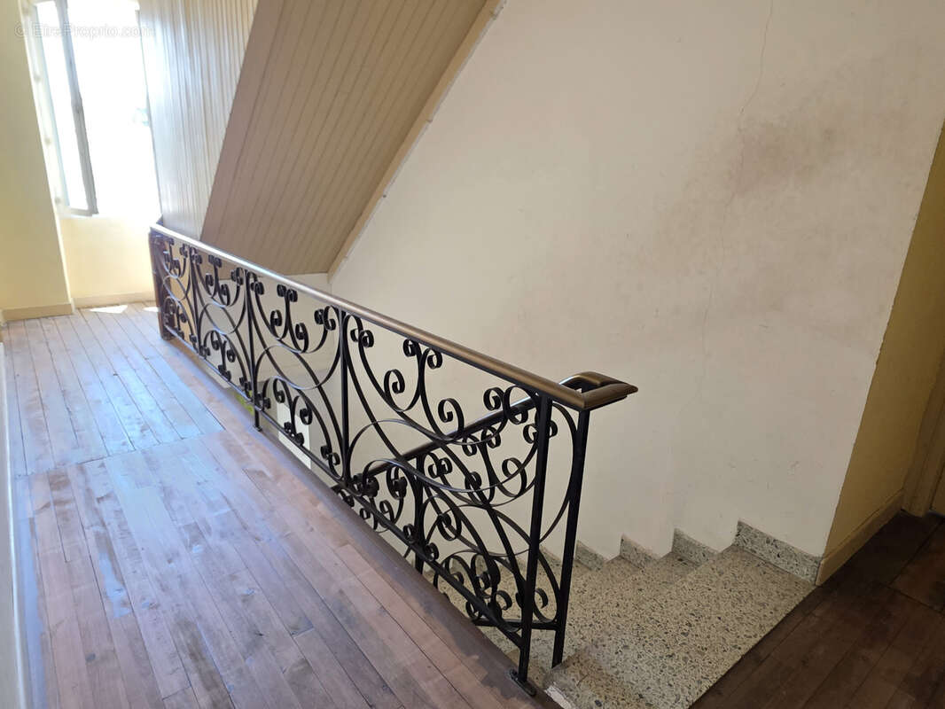 Bel ensemble immobilier - photo 8