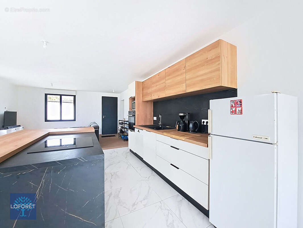 Maison à SAINT-ELLIER-DU-MAINE