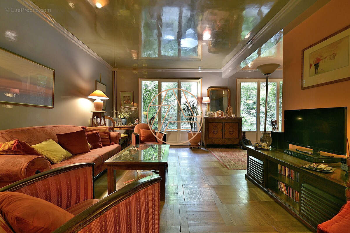 Appartement à SAINT-MAUR-DES-FOSSES