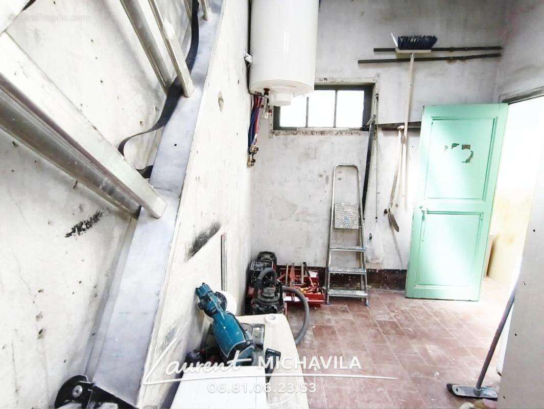 Appartement premium t4 refait a neuf – 100 m² – béziers centre avec cellier - photo 14