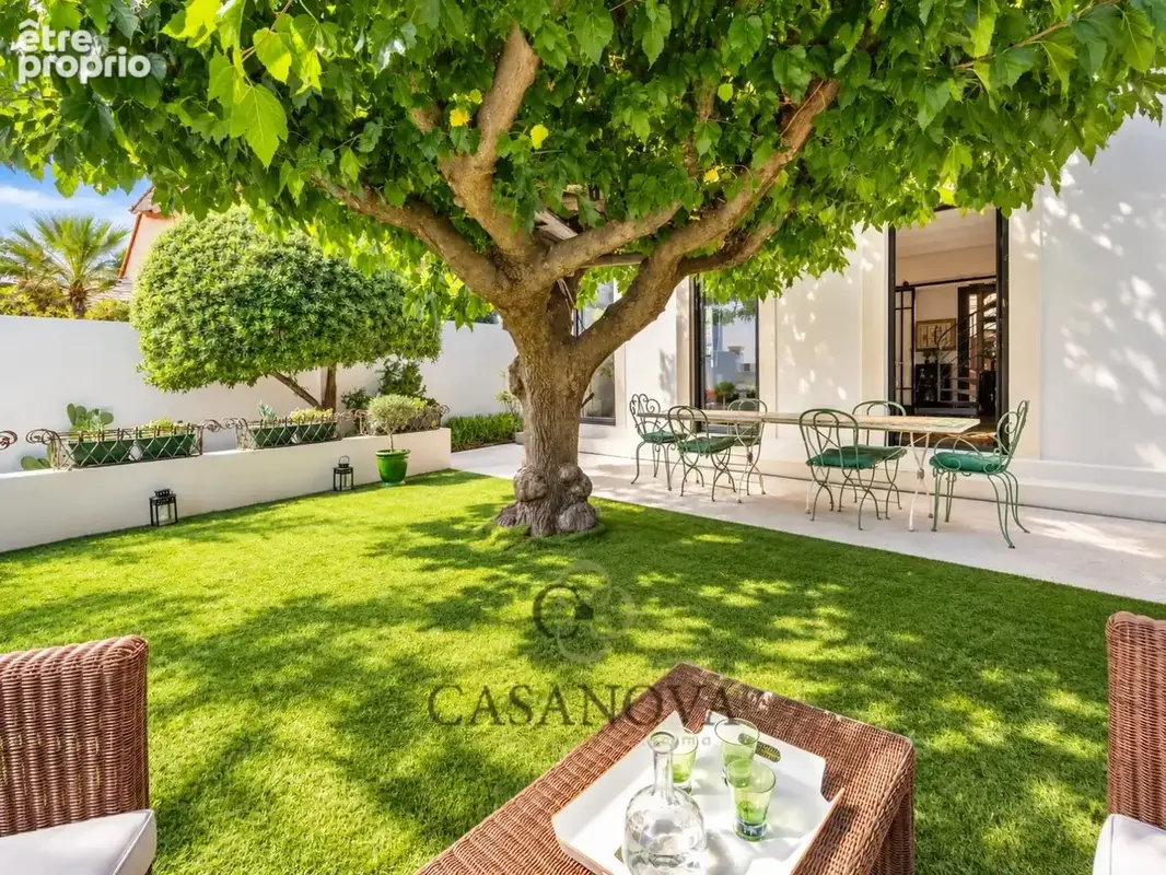 Maison de plain-pied rénovée avec jardin arboré à Castelnau - photo 2