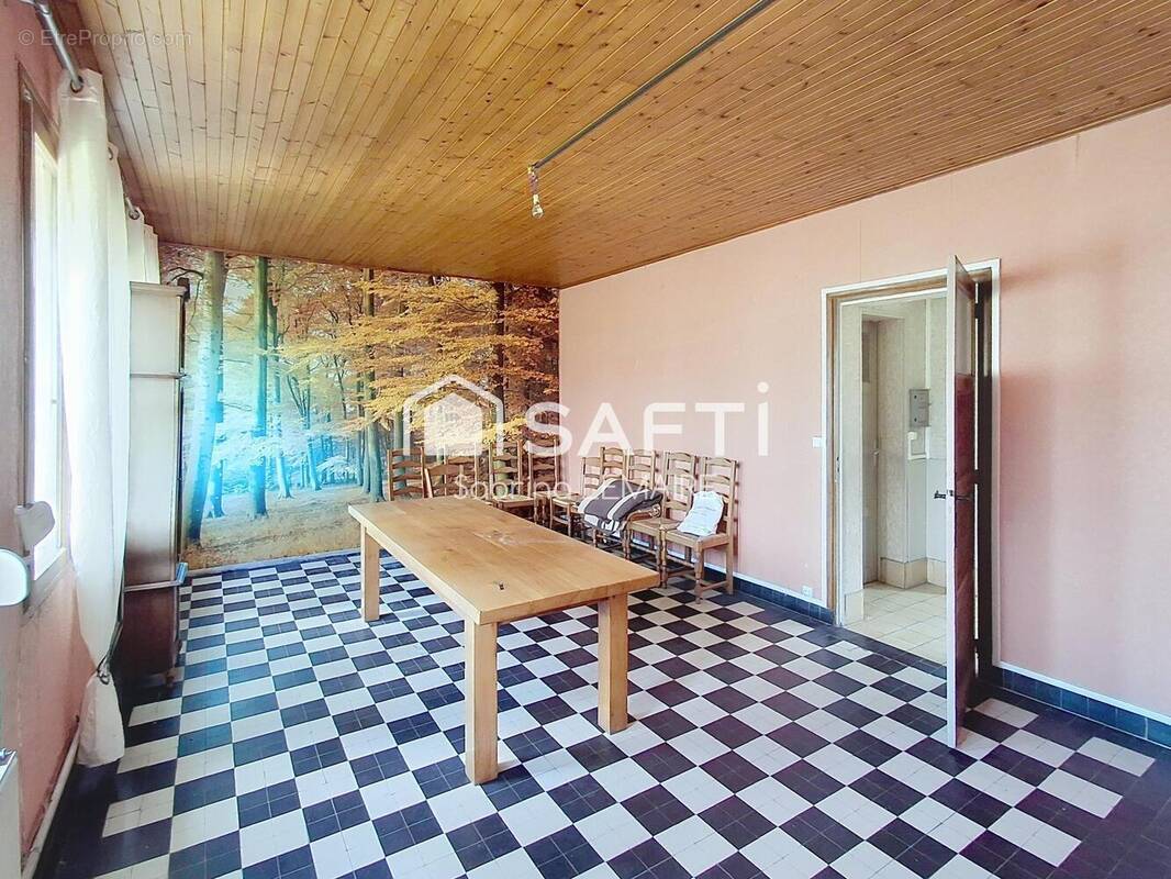 Photo 1 - Maison à DOMLEGER-LONGVILLERS