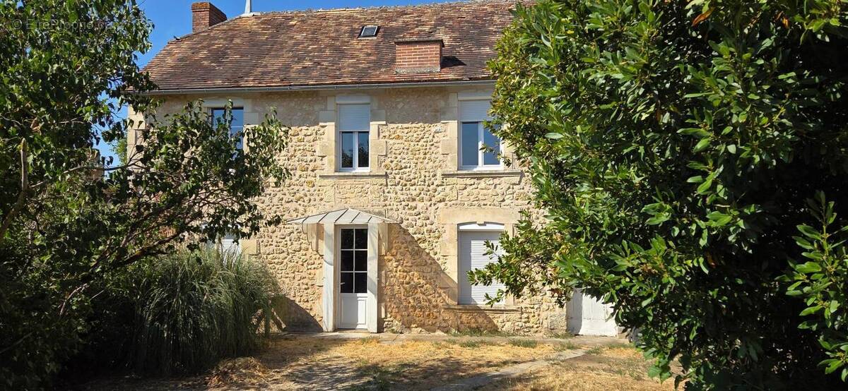 Photo 1 - Maison à SAINT-PIERRE-DE-MAILLE