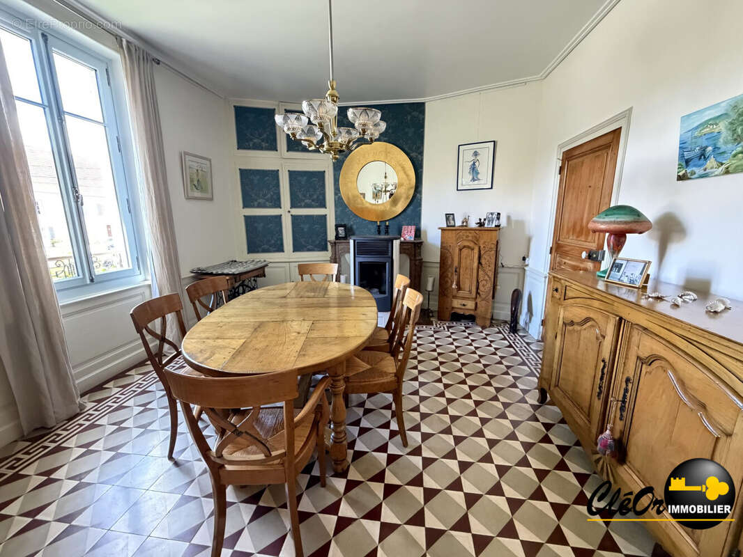 Maison 180 m² à Navilly  - photo 3
