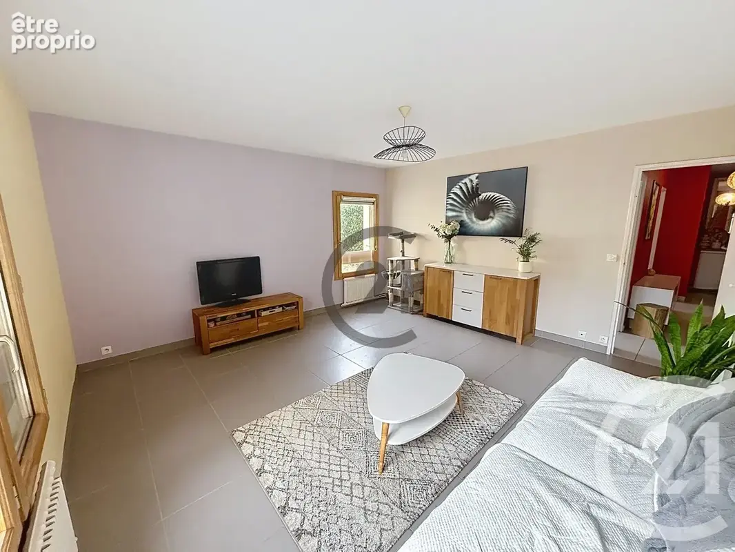 Appartement 3 pièces 69 m² à vendre à Auxerre (89000) - photo 2