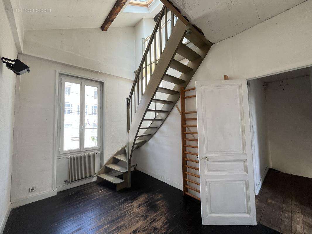 Maison à CALUIRE-ET-CUIRE