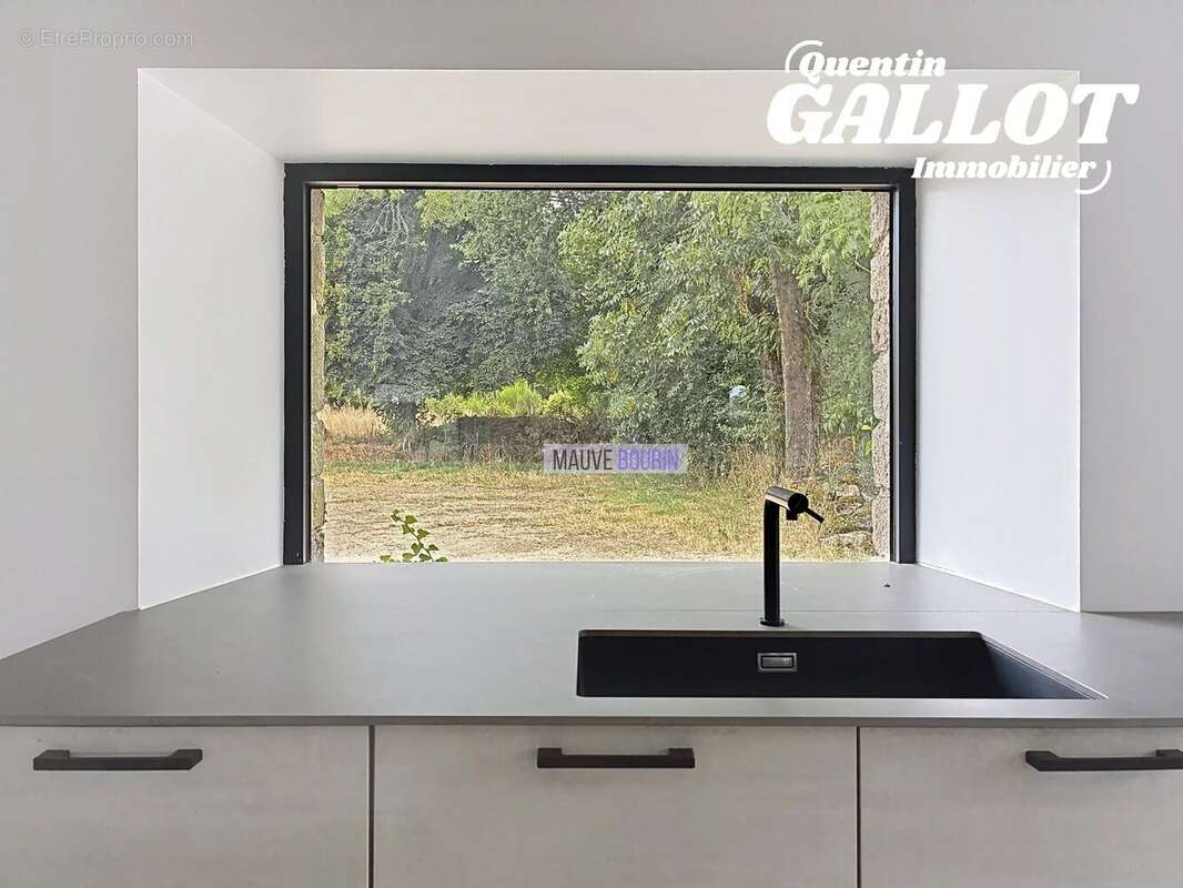 Maison 190 m² à Saint-Nolff  - photo 7