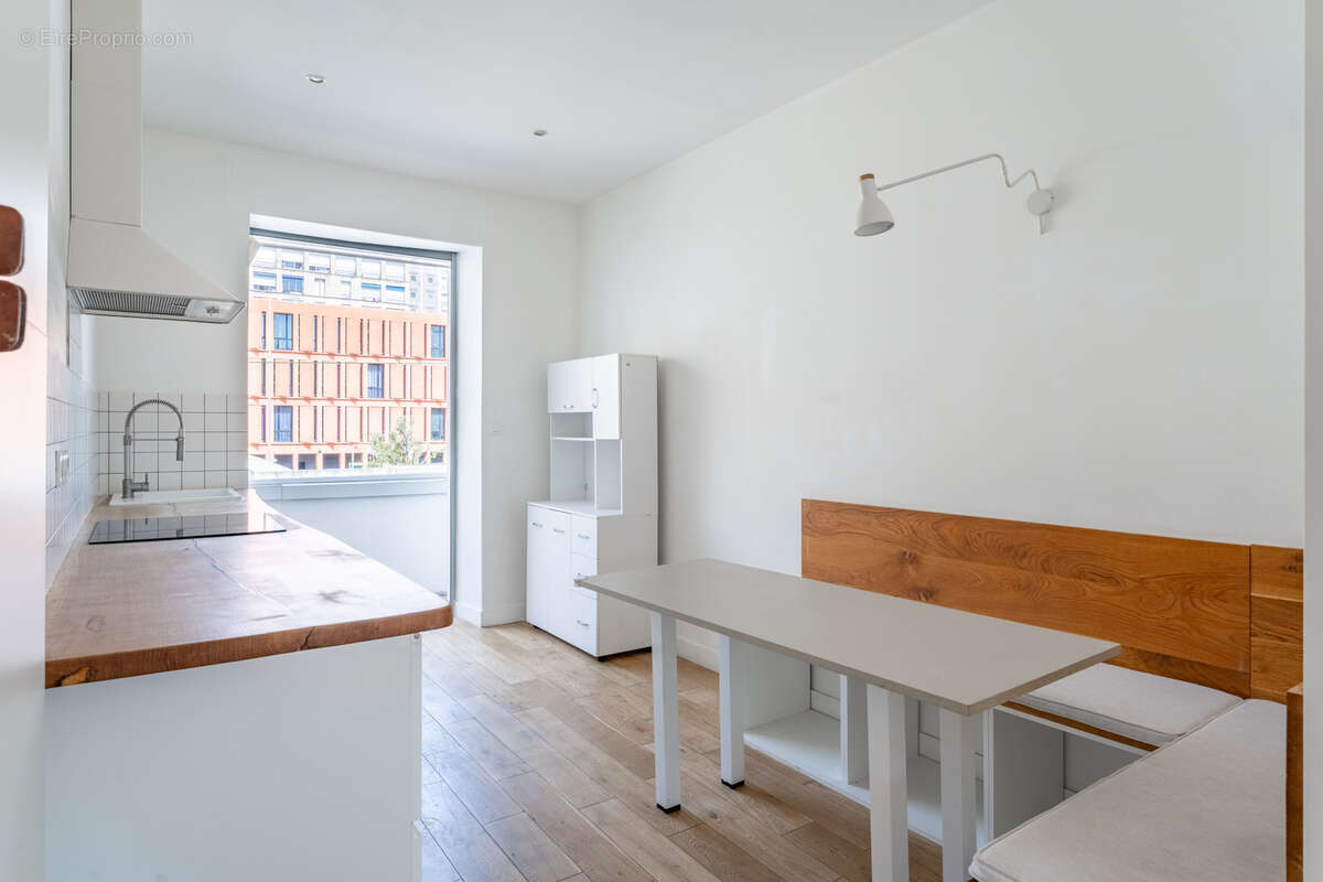 Appartement à MARSEILLE-2E