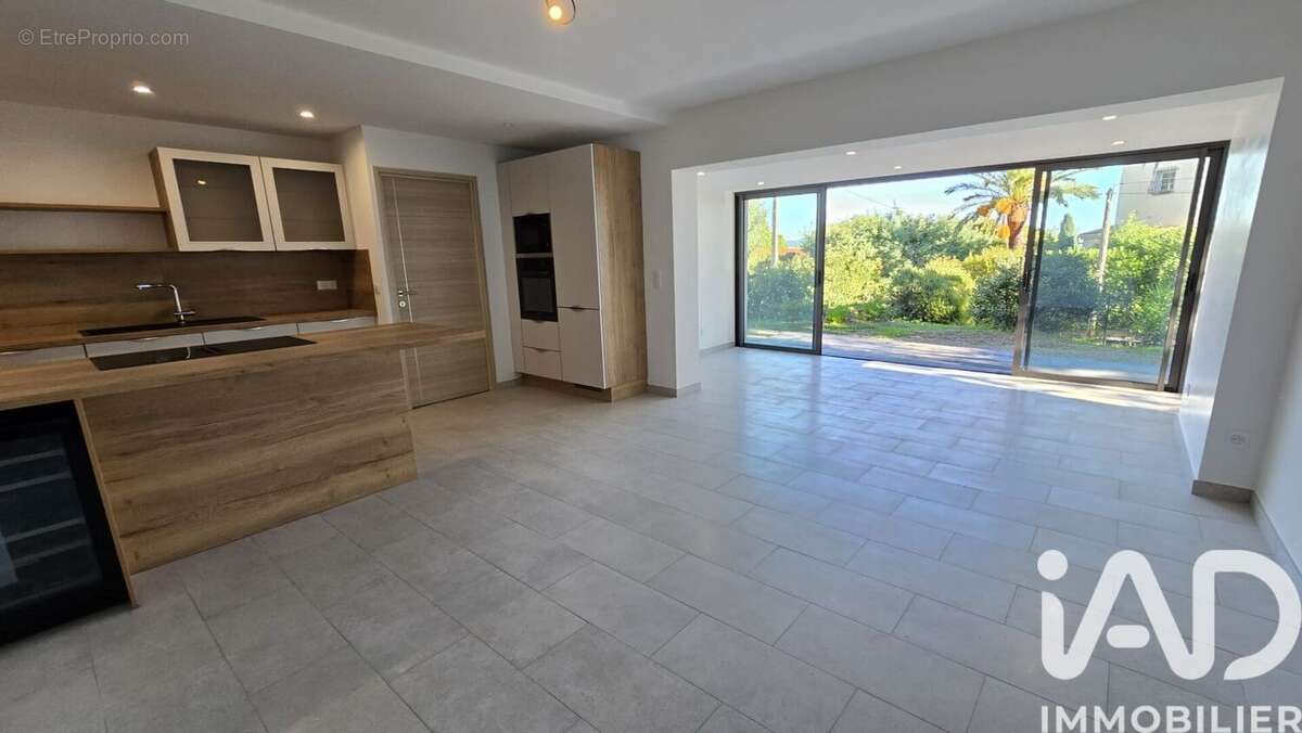 Appartement 100 m² à Les Issambres  - photo 7