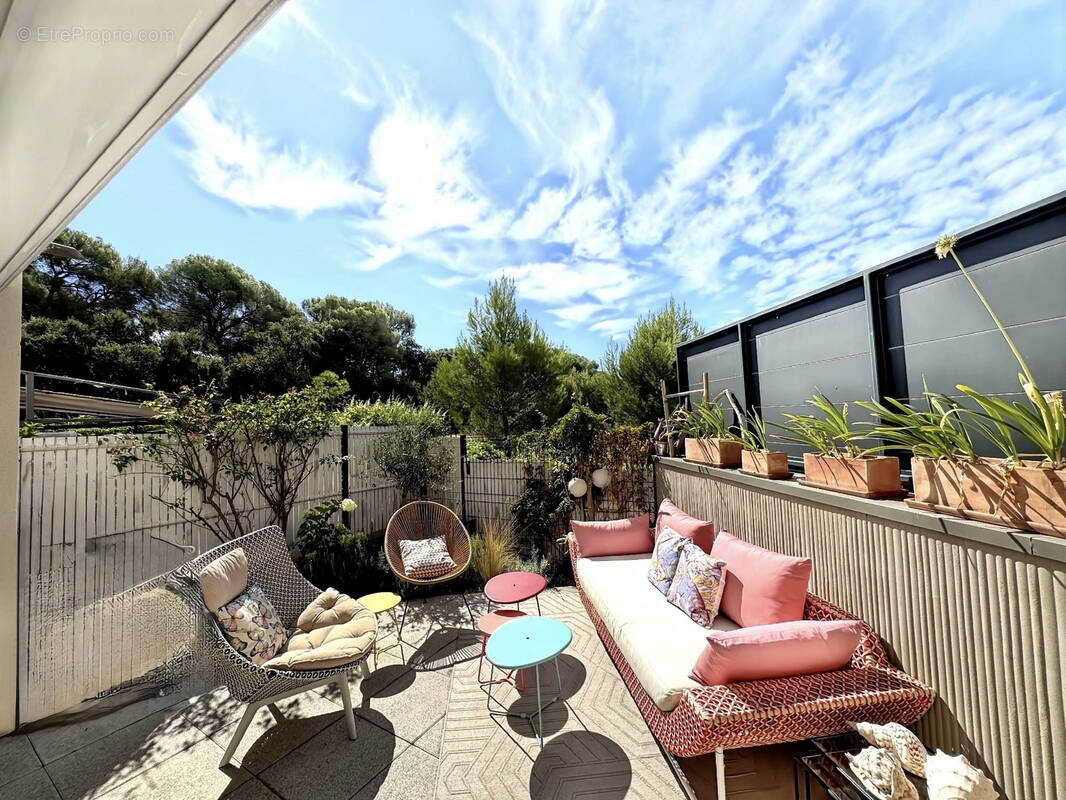 Appartement à LA LONDE-LES-MAURES