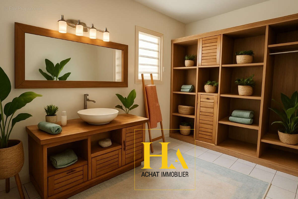 Maison à SAINTE-SUZANNE