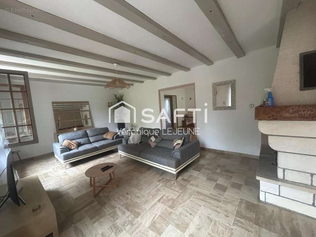 Maison 181 m² à Foulayronnes  - photo 4