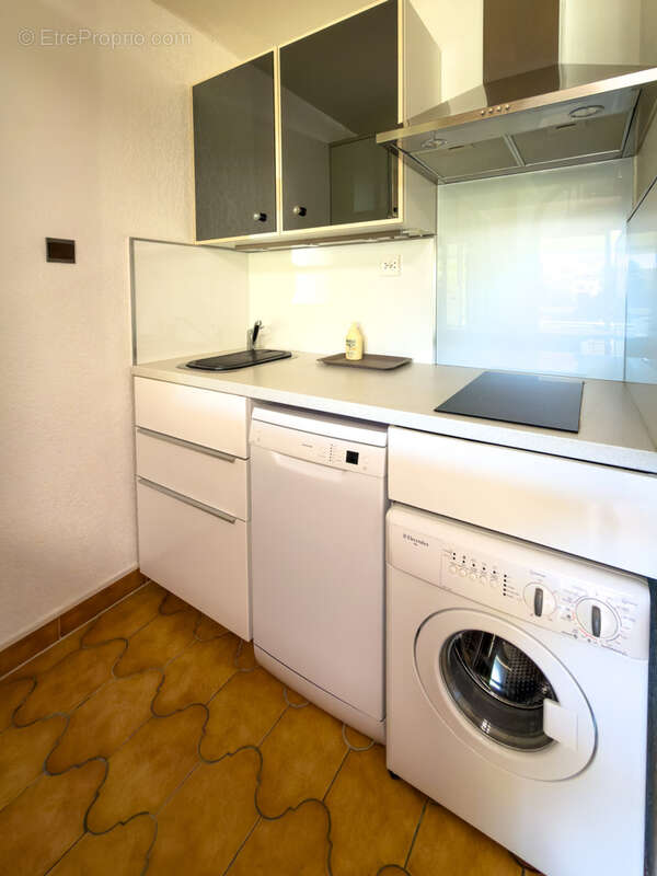 Appartement à LA LONDE-LES-MAURES