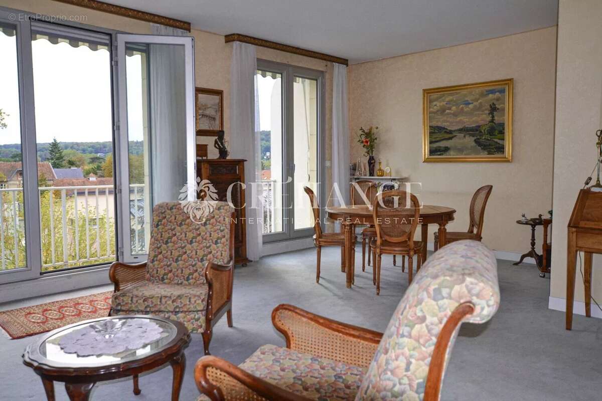 Appartement à CROISSY-SUR-SEINE