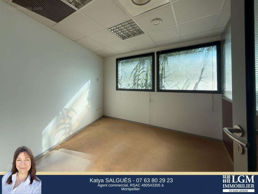 INVESTISSEURS OU PROFESSIONS LIBERALE Bureaux 44 m² avec parking- Rentabilité jusqu'à 8% - photo 2