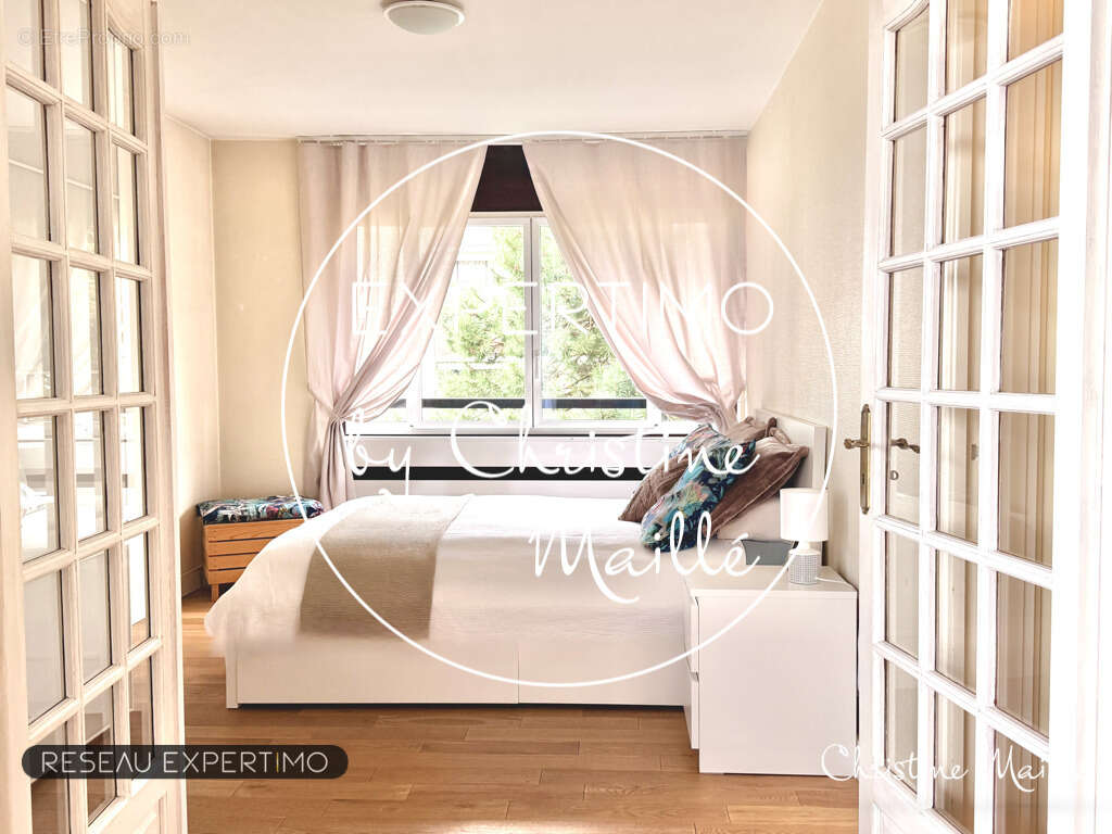 Appartement à VERSAILLES