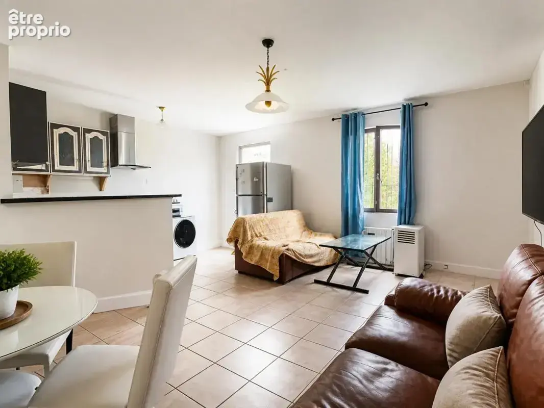 Appartement à POURCIEUX