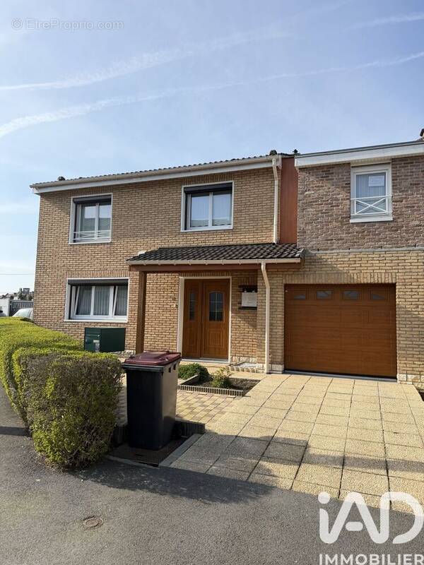 Photo 1 - Maison à MONTIGNY-EN-GOHELLE