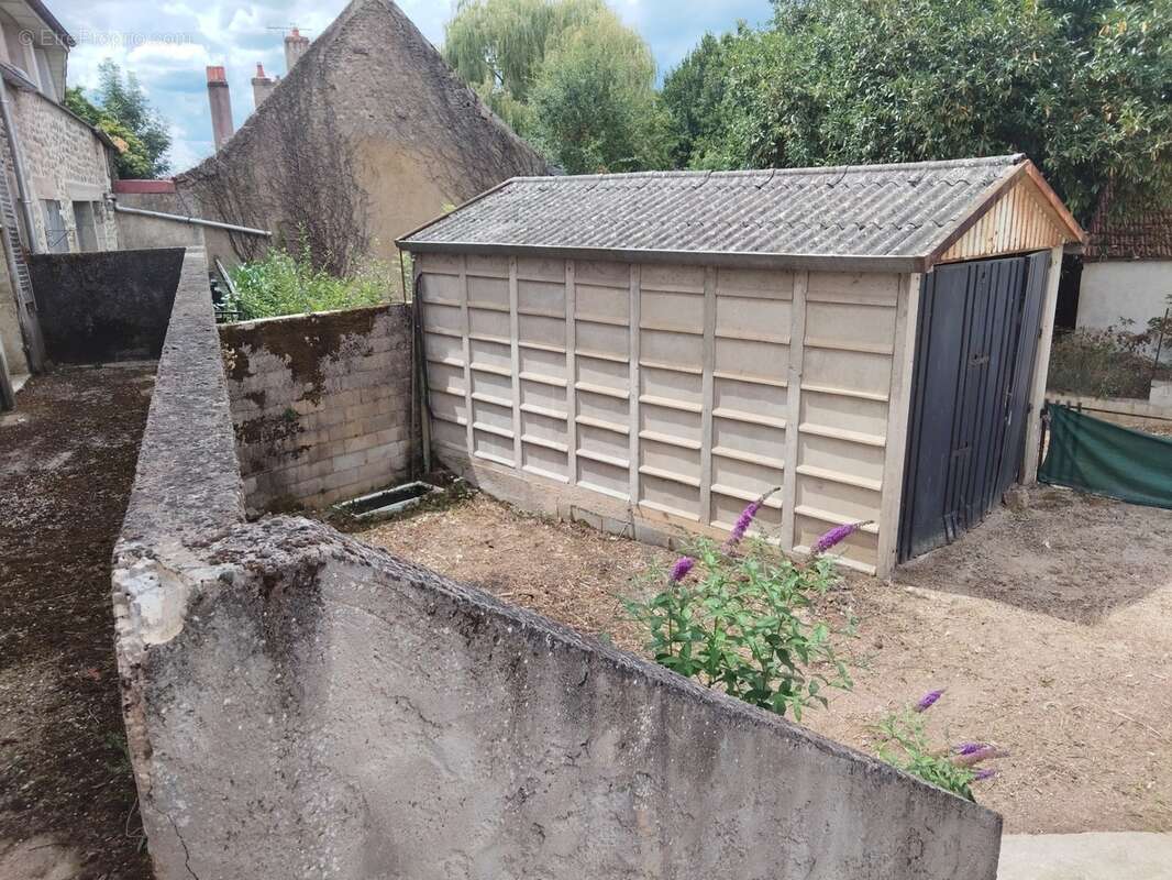 "BAISSE SIGNIFICATIVE"                                      Maison à étage à 21390 Précy-sous-Thil (21) - photo 10