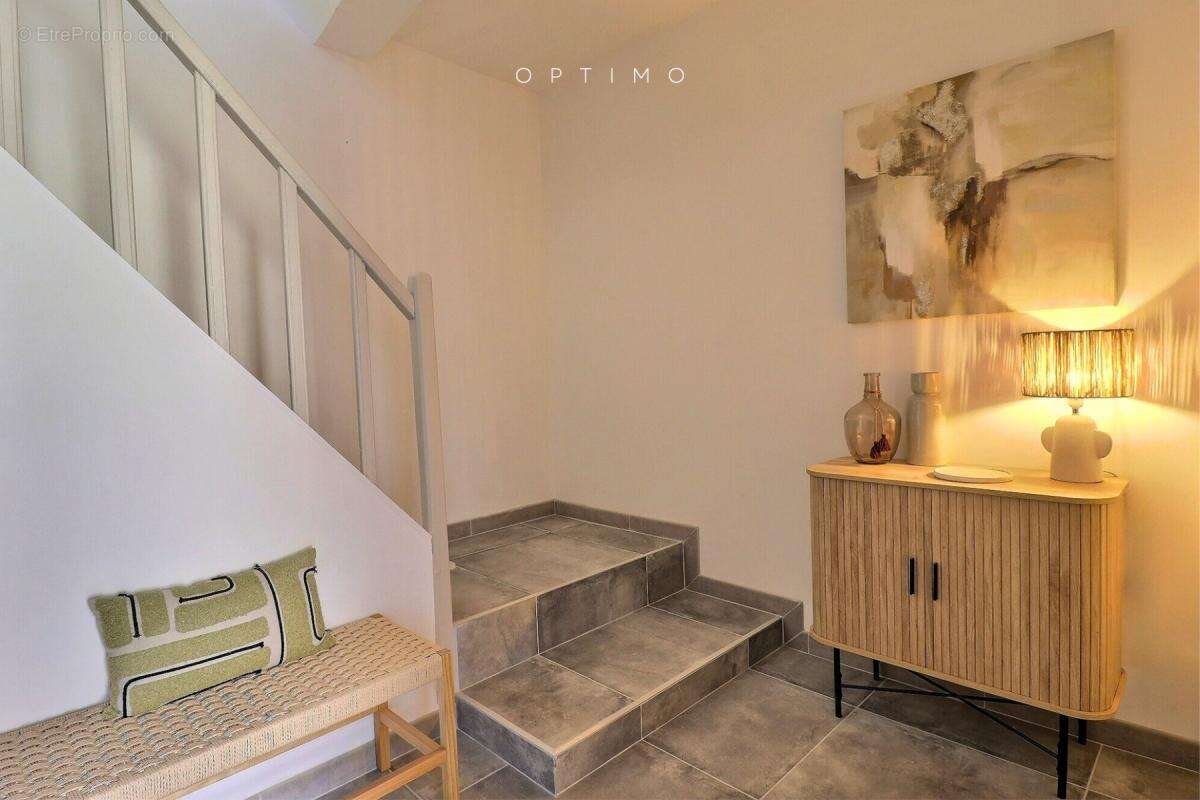 Appartement à VILLENEUVE-DE-LA-RAHO