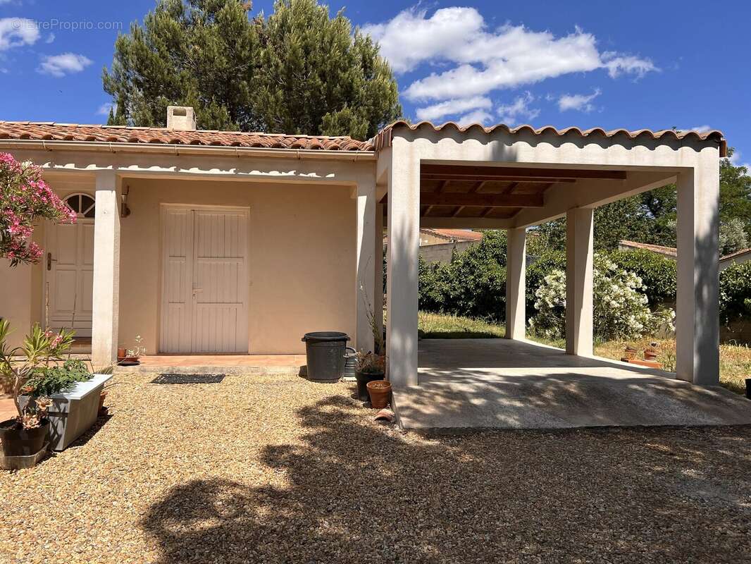 Maison de Plain-Pied avec Piscine aux Portes de Carcassonne - photo 11
