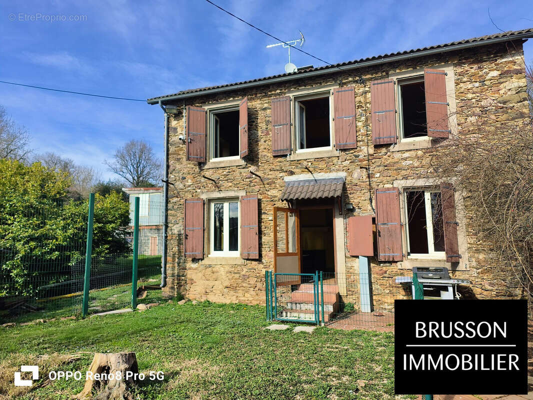 Maison à SAINT-PIERRE-DE-TRIVISY