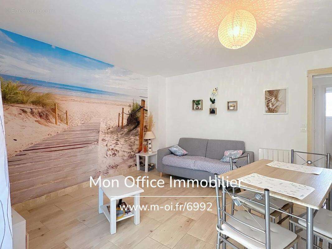 Référence : 6992-les. - appartement rénové proche centre et port dernier étage à vendre à cavalaire sur mer - photo 6
