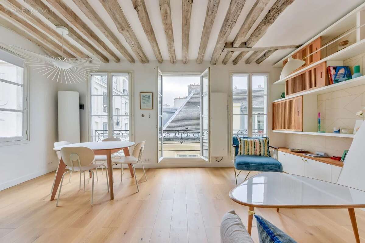 Appartement à PARIS-4E