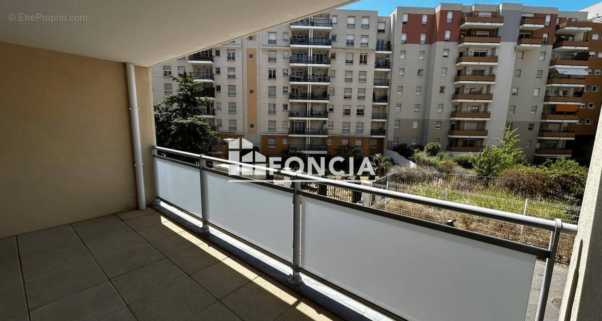 Appartement à MARSEILLE-8E