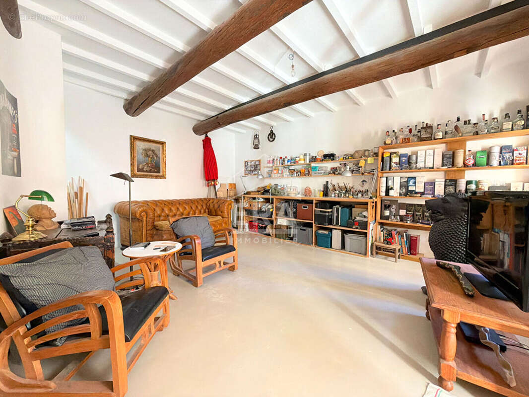 Maison à VILLELAURE