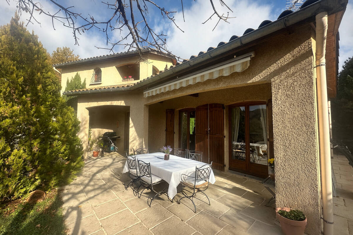 Maison à SAINT-PAUL-EN-CORNILLON