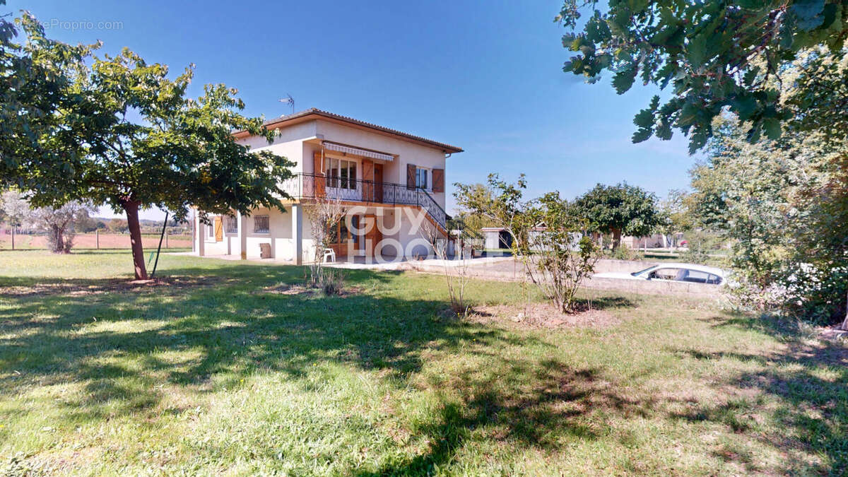 Maison à VERDUN-SUR-GARONNE