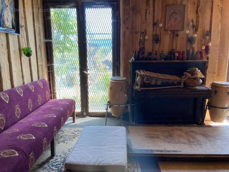 Maison à SAINTE-SCOLASSE-SUR-SARTHE