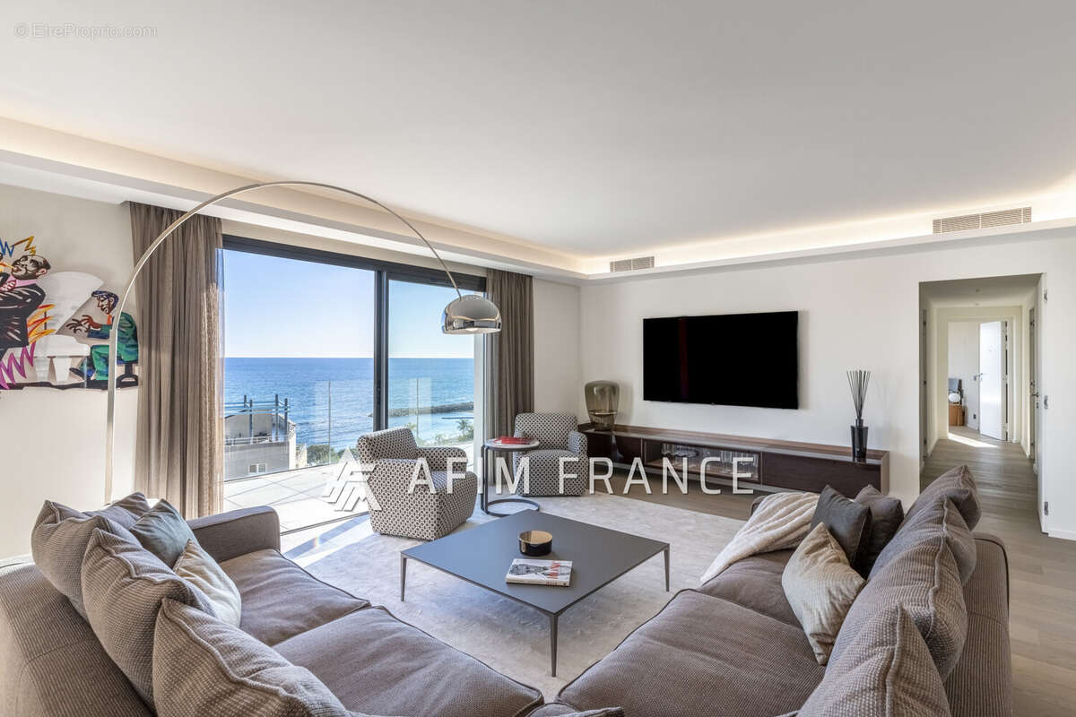 Appartement à CAP-D'AIL